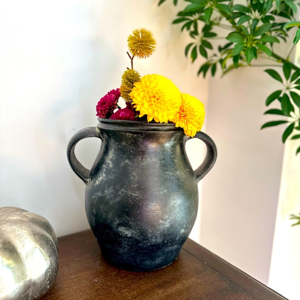 Pottery Barn vase.  Beautiful. Excellent like new condition.